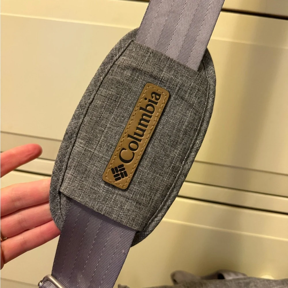 Columbia Gray Baby Bag with Modern Design